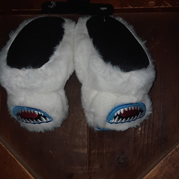 🍀3/15 🆕️ Monster Holiday Rudolph Toddler's Slippers - Picture 6 of 6